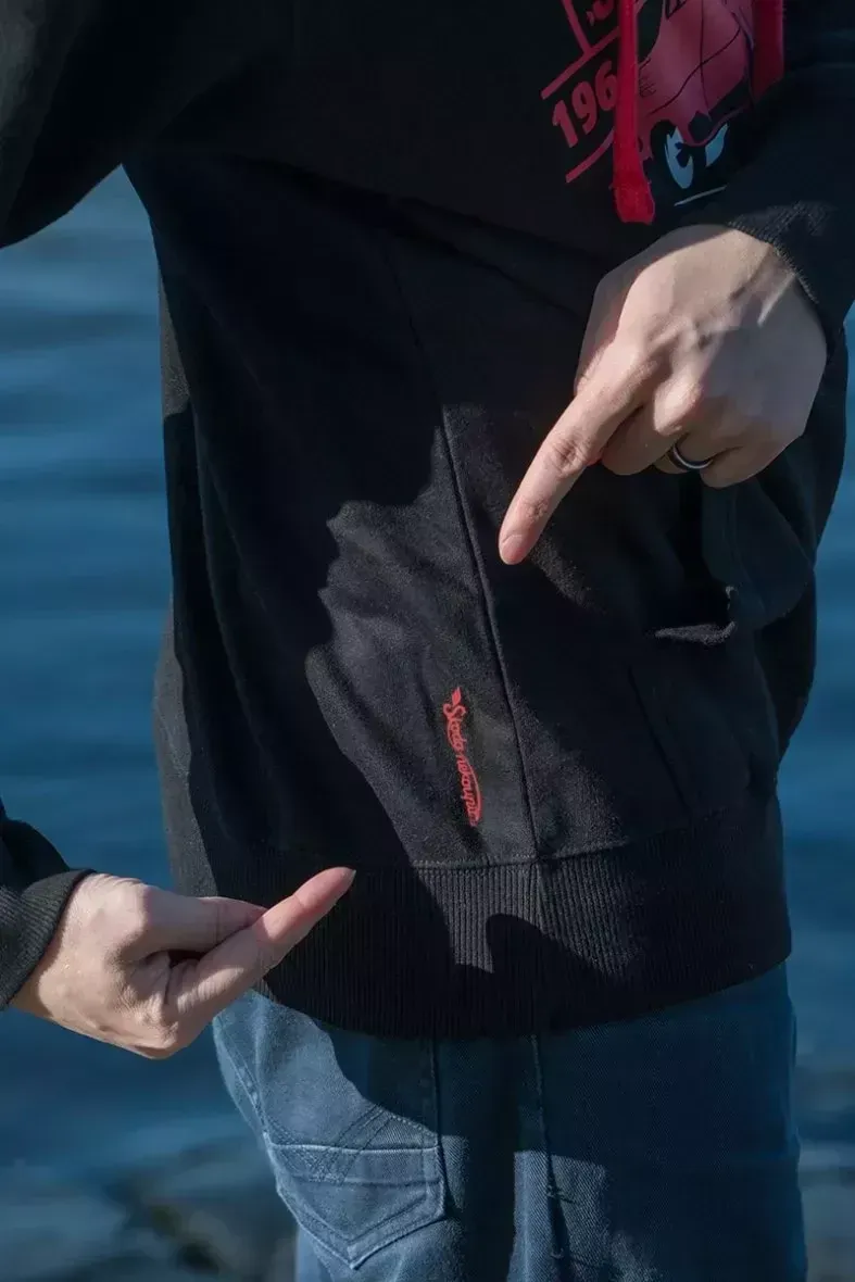 Rot-schwarzes Sweatshirt Lokomotive 781 "Sergej" (M62)
