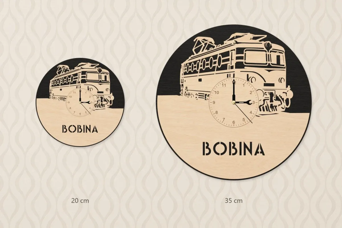 Holzwanduhr mit Lokomotive 140 „Bobina“