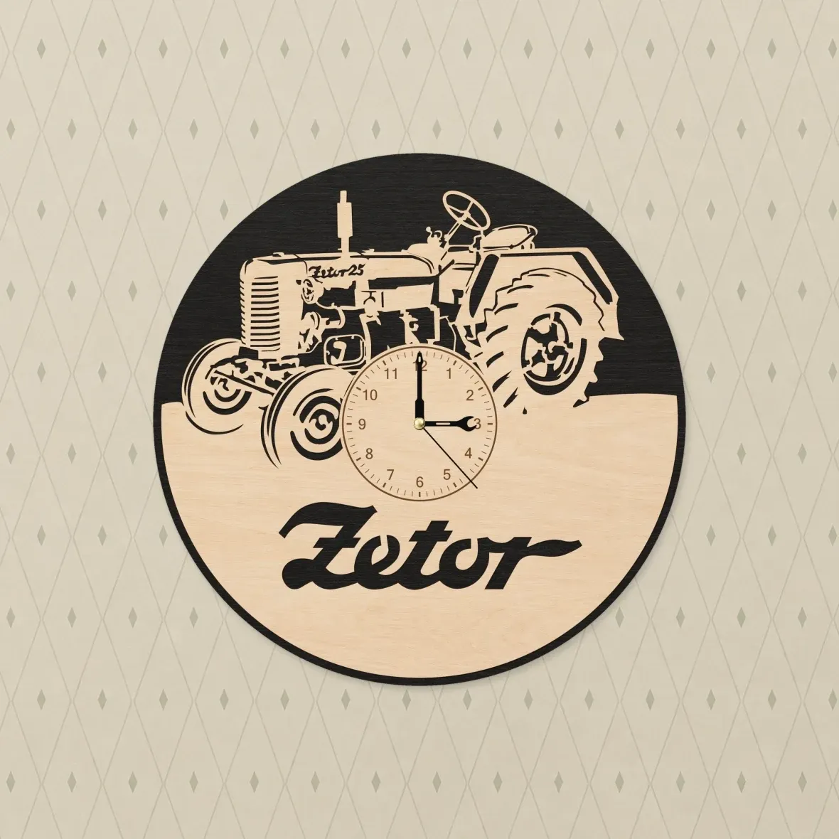 Holzwanduhr – Traktor 25